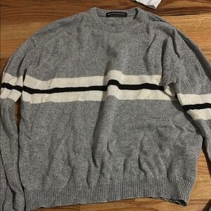 Brandy Melville sweater